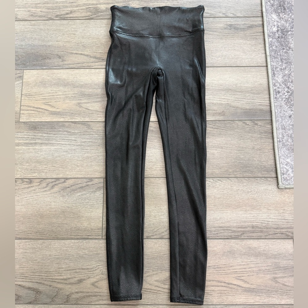 Spanx Faux Leather Leggings Womens Size Small Black High Rise Pebbled